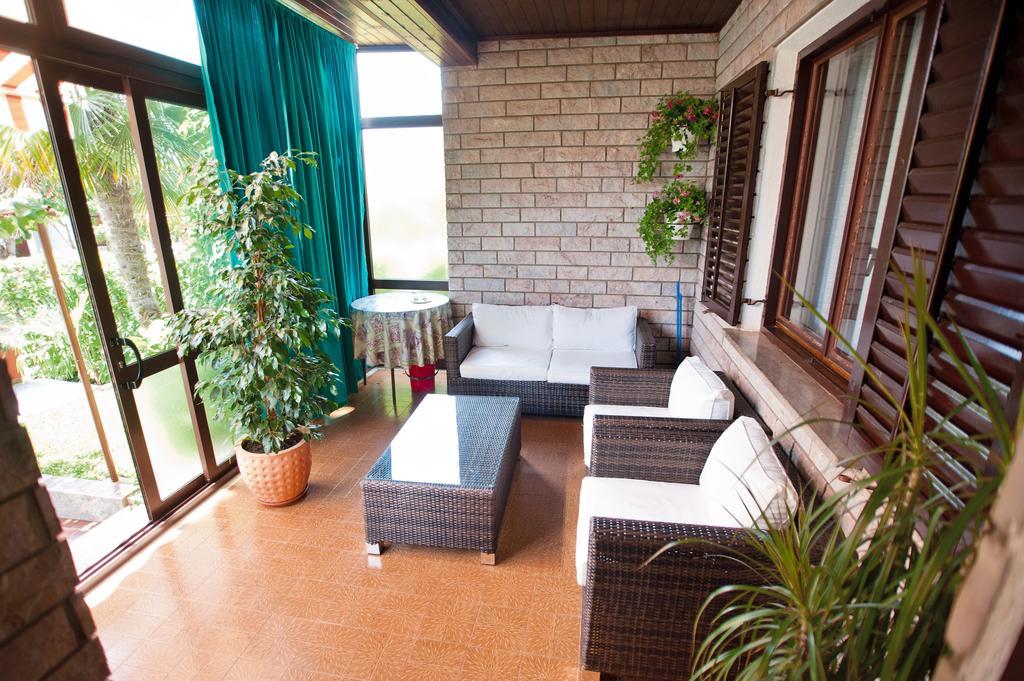 Marija Rooms & Apartments Ουμάγκ Εξωτερικό φωτογραφία
